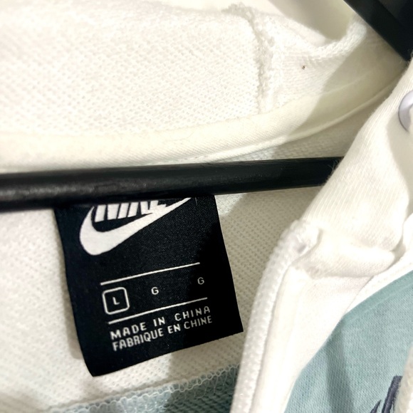 NIKE Pullover 1/4 Zip Hoodie - Picture 5 of 6